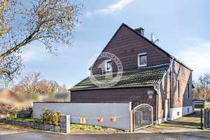 „Ein Filetstück mitten in Brackel!“ – 
Abreißen und neu bauen oder doch erhalten? Entscheiden Sie! – Die vollständige Adresse der Immobilie erhältst du vom Anbieter., 44309 Brackel (Ortsteil), Dortmund – Vorschaubild 3