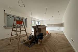 Sanierte 3-Zimmer-Wohnung mit Terrasse in Stuttgart-Wangen! – Kirchweinberg 58, 70327 Wangen, Stuttgart – Vorschaubild 2