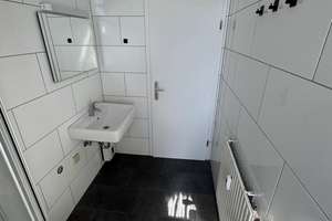 3 Zimmerwohnung mit Balkon inmitten der Bielefelder Stadt – Die vollständige Adresse der Immobilie erhältst du vom Anbieter., 33613 Mitte, Bielefeld – Vorschaubild 4