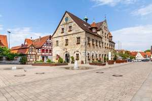 Historisches Mehrfamilienhaus mit Café, neuem Dach & Entwicklungspotenzial – Die vollständige Adresse der Immobilie erhältst du vom Anbieter., 90518 Altdorf bei Nürnberg – Vorschaubild 2