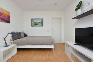 Sonnige, modern möblierte Wohnung mit Balkon in Stuttgart Botnang – Die vollständige Adresse der Immobilie erhältst du vom Anbieter., 70195 Botnang-Nord, Stuttgart – Vorschaubild 2