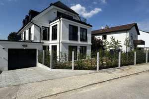 Zweitbezug 2-Zimmer-Dachterrassenwohnung in Mehrfamilienvilla mit fünf Wohneinheiten – Glockenblumenstrasse 16, 80935 Lerchenau-Ost, München – Vorschaubild 5