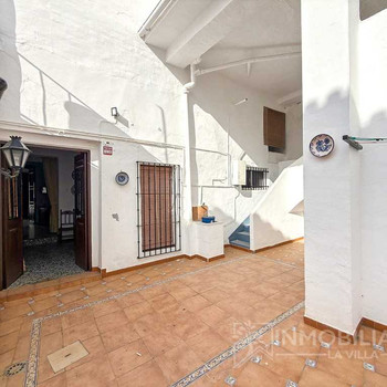 Großes Haus mit 249 m², Patio und Terrasse in Álora