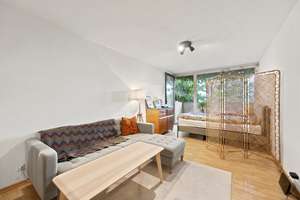 Zentral, ruhig und mit Balkon: Apartment im Glockenbachviertel