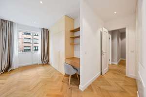 Timeless elegance at Ludwigkirchplatz – a haven in the heart of City West – Die vollständige Adresse der Immobilie erhältst du vom Anbieter., 10719 Wilmersdorf, Berlin – Vorschaubild 7