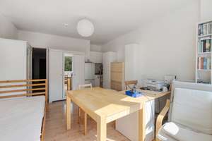 1-Zimmer-Apartment mit Küche bei der Kahnfahrt! – Müllerstr. 2, 86153 Bleich und Pfärrle, Augsburg – Vorschaubild 3