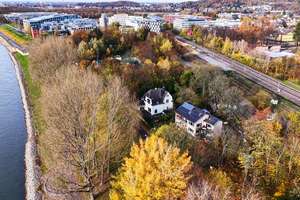 Exklusive Villa in Bonn mit einzigartiger Lage am Rhein und Ausbaupotenzial! – Die vollständige Adresse der Immobilie erhältst du vom Anbieter., 53227 Oberkassel, Bonn – Vorschaubild 2