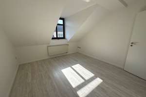 4. OG - Balkon am Wohnzi. - Bad mit Wanne - frei ab SOFORT – Kanzlerstraße 60, 9112 Kaßberg, Chemnitz – Vorschaubild 8
