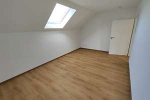 ALTERNATIVE ZUR WOHNUNG: Fast NEUWERTIGE DHH mit 153m² Wohnfläche+Terrasse+Stellplatz / Weinsbach – Die vollständige Adresse der Immobilie erhältst du vom Anbieter., 74613 Öhringen – Vorschaubild 22