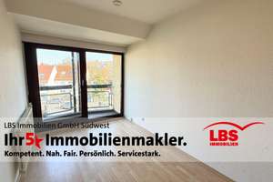 Bezugsfreie 4,5-Zimmer-DG-Wohnung in Grötzingen mit 4 Balkonen & einem Stellplatz – Die vollständige Adresse der Immobilie erhältst du vom Anbieter., 76229 Grötzingen, Karlsruhe – Vorschaubild 2
