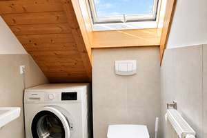 Moderne Dachgeschosswohnung –  3,5-Zimmer in Untermenzing – Manzostraße 52, 80997 Allach, München – Vorschaubild 12