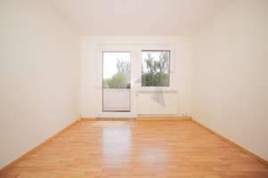 !! Angebot: 1 Jahr Stellplatz geschenkt !! Gemütliche 3-Zimmer-Wohnung mit Balkon und Tageslichtbad – Max-Saupe-Straße 74, 9131 Ebersdorf, Chemnitz – Vorschaubild 5