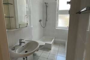 Schöne kleine 2-Zimmer-Wohnung: Stadtnah -dennoch ruhig- gemütliche helle Wohnung – 65197 Rheingauviertel / Hollerborn, Wiesbaden – Vorschaubild 7