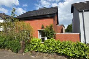 Einfamilienhaus mit Garten - Ideal für Familie und Gartenliebhaber

 – Die vollständige Adresse der Immobilie erhältst du vom Anbieter., 47228 Bergheim, Duisburg – Vorschaubild 2