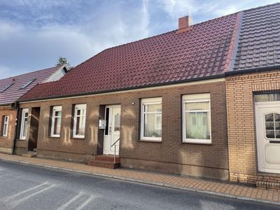 Wohnen zwischen Seen und Ostsee – Einfamilienhaus mit Wintergarten in Warin