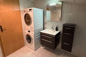 (Möblierte) 5-Zimmer-Wohnung mit Balkon auf 130qm in Neuhausen - für Familien, Home Office, WGs – Die vollständige Adresse der Immobilie erhältst du vom Anbieter., 80637 Oberwiesenfeld, München – Vorschaubild 12