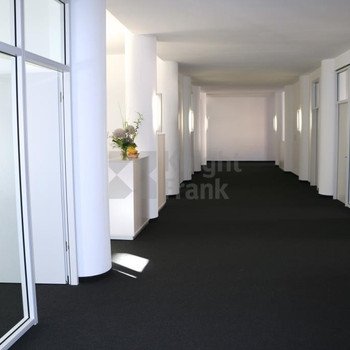 Bürogebäude in zentraler Lage nahe Frankfurter Hauptbahnhof