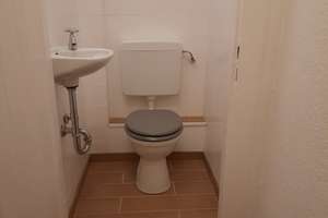 Helle 2,5-Zimmer-Wohnung zur Miete in Essen-Frohnhausen – Die vollständige Adresse der Immobilie erhältst du vom Anbieter., 45144 Frohnhausen, Essen – Vorschaubild 2