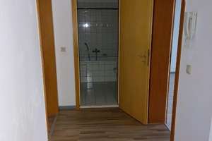 zentrale 2 Raumwohnung mit Einbauküche – Bernhardstraße 38, 9126 Lutherviertel, Chemnitz – Vorschaubild 4