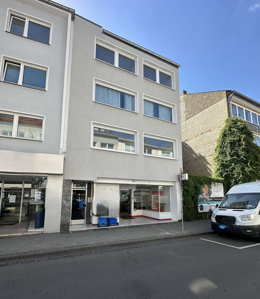 Modernes Wohn-/Geschäftshaus in top Lage, 52349 Düren