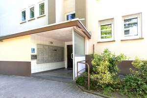 Wohnen mit Weitblick: Gemütlichkeit über den Dächern Offenbachs – Die vollständige Adresse der Immobilie erhältst du vom Anbieter., 63071 Lichtenplatte, Offenbach am Main – Vorschaubild 2