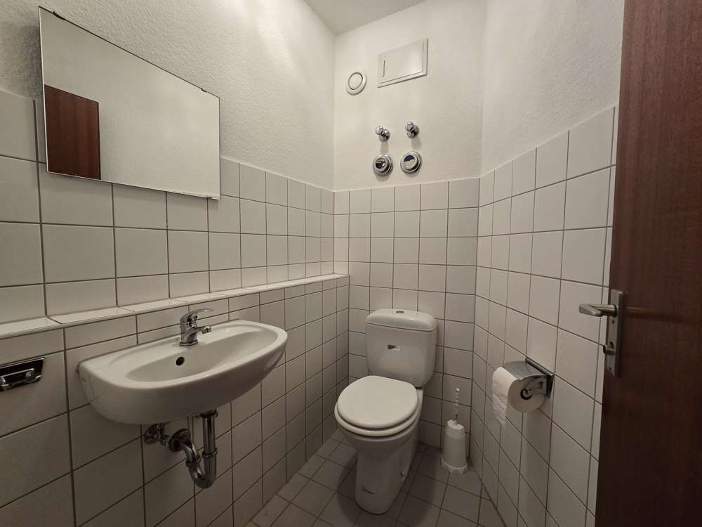 Immobilie in Bischofsheim - Helle großzügige 3,5 Zimmerwohnung, familienfreundlich wohnen - Bild 3