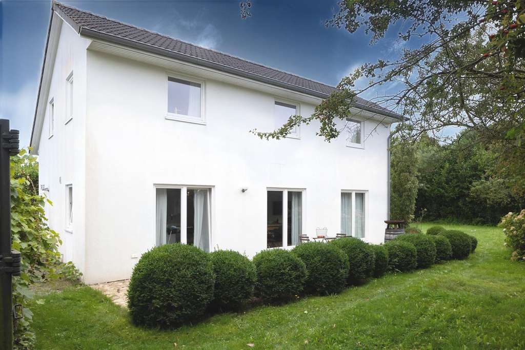 Immobilie in Wees - Stilvolles Wohnen mit Großzügigkeit und Licht – ein Zuhause zum Ankommen - Bild 1