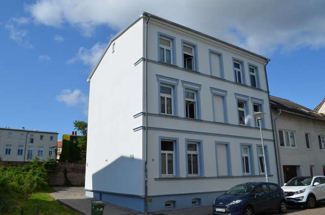 Straßenansicht Fassade neu