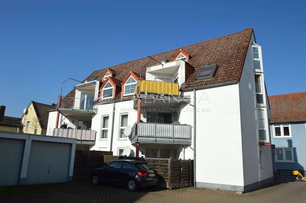 Immobilie in Budenheim - Falanga Immobilien - Außergewöhnliche charmante Maisonette-Galerie-Wohnung  in Budenheim! - Bild 1