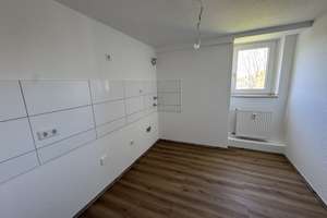frisch für Sie saniert! Wohnung mit viel Charme! – Hochfelder Straße 59, 47226 Hochemmerich, Duisburg – Vorschaubild 3