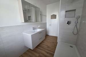 ***Erstbezug n. Sanierung: zentrale 3-ZKB-Whg. mit Einbauküche, Balkon, am Wittelsb. Park***