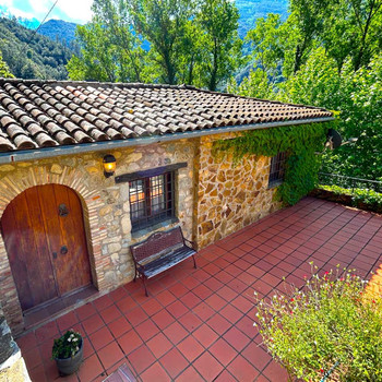 HAUS IN SUSQUEDA