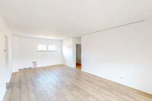 Für Paare und junge Familien: 3 Zimmer mit Balkon – Thumenberger Weg 33, 90491 Sankt Jobst, Nürnberg – Vorschaubild 1