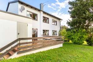 Geräumiges Einfamilienhaus mit großem Grundstück – ideal für Familien mit Platzbedarf
 – Die vollständige Adresse der Immobilie erhältst du vom Anbieter., 94508 Schöllnach – Vorschaubild 3