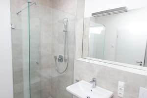 Exklusive Penthouse-Wohnung mit Einbauküche und großzügiger Dachterrasse – Hilde-Domin-Straße 10, 69126 Rohrbach, Heidelberg – Vorschaubild 7