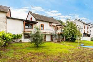 Hier wohnt, wer das Echte schätzt: charmantes EFH mit Einliegerwohnung, großem Garten und Garage – Die vollständige Adresse der Immobilie erhältst du vom Anbieter., 66663 Merzig – Vorschaubild 3