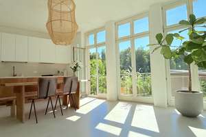Park- & Wasserblick zwischen Schlössern und See: 3-Zi. mit großer Wald-Terrasse in Klein-Glienicke – Waldmüllerstraße 6, 14482 Klein Glienicke, Potsdam – Vorschaubild 4