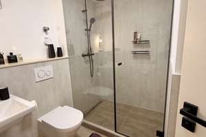 
Hochwertig sanierte 3-Zi-Wohnung + separate EG-Nutzfläche mit Garten & Garage (teilmöbliert)
 – Die vollständige Adresse der Immobilie erhältst du vom Anbieter., 40476 Derendorf, Düsseldorf – Vorschaubild 5