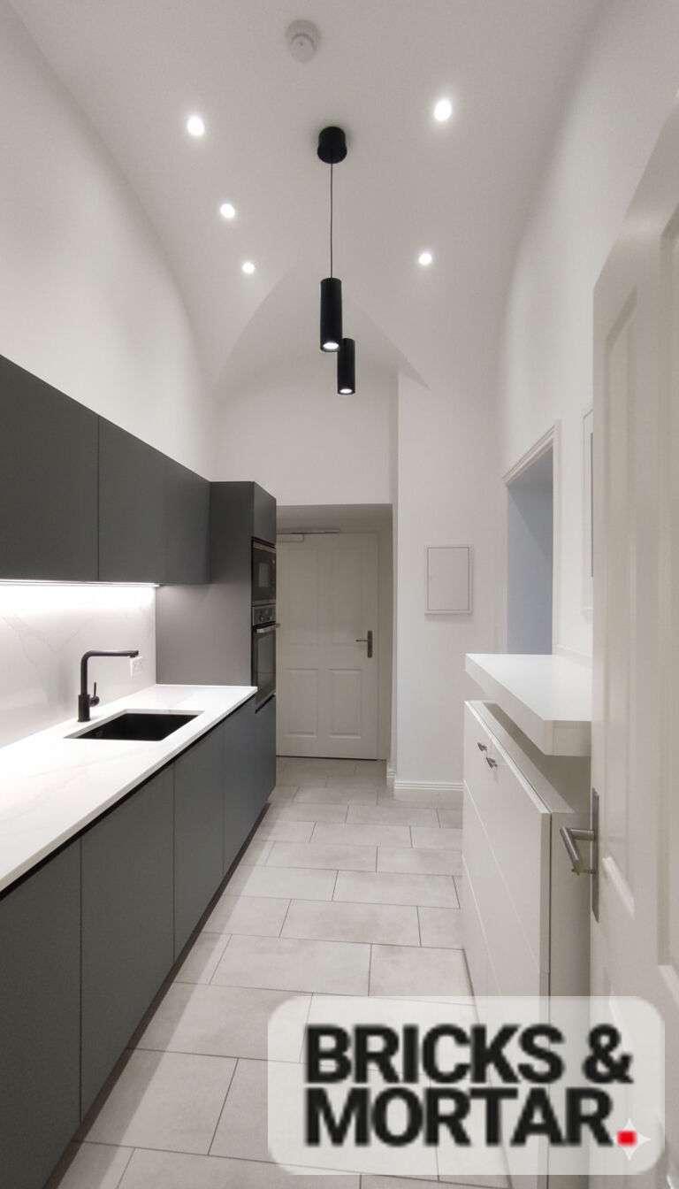 Immobilie in Krumbach (Schwaben) - Wohnen im Schloss, stilvolle 1 Zimmerwohnung in Denkmalgeschütztem Anwesen - Bild 2