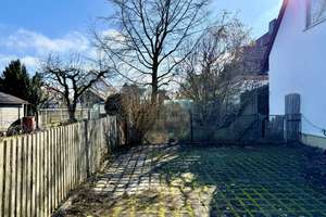 HELLE, GUT GESCHNITTENE 3-ZKB-WOHNUNG MIT GROßEM BALKON UND EIGENEM GARTEN IM ZWEIFAMILIENHAUS – Die vollständige Adresse der Immobilie erhältst du vom Anbieter., 86179 Haunstetten-West, Augsburg – Vorschaubild 22