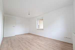 nach umfassender Sanierung: 3Zimmer Wohnung mit Einbauküche/ großer Terrasse in Stuttgart Weilimdorf – Stuttgart – Vorschaubild 6