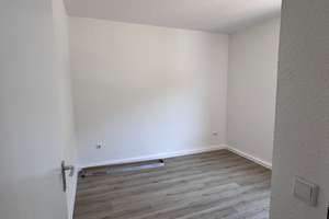 Nähe Allee-Center Essen. Schöne, renovierte und lichtdurchflutete 3-Zimmer Wohnung. – Altenessener Str.  449, 45329 Altenessen-Nord, Essen – Vorschaubild 7