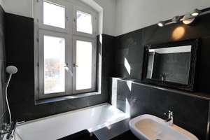 STILVOLL AUSGESTATTET - ALTBAUCHARME MIT HOHEN DECKEN, STUCK & SCHÖNEN HOLZDIELEN - MIT BALKON – Exerzierstr. 19 ll, 13357 Gesundbrunnen, Berlin – Vorschaubild 33