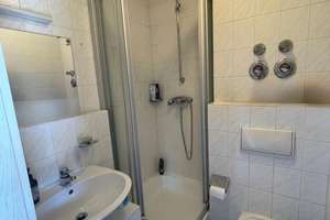 Studentischer Wohnkomfort am Galgenberg - 1 Zimmer Apartment mit Blick ins Grüne  – Die vollständige Adresse der Immobilie erhältst du vom Anbieter., 93053 Galgenberg, Regensburg – Vorschaubild 4