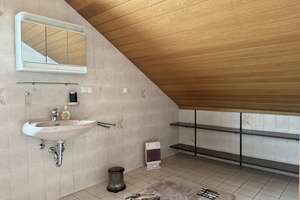 ***WOHLFÜHLEN VON ANFANG AN - GROSSES HAUS  MIT SCHÖNEM GARTEN UND EINLIEGERWOHNUNG *** – Die vollständige Adresse der Immobilie erhältst du vom Anbieter., 68799 Reilingen – Vorschaubild 23