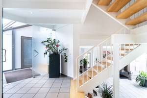 Architektenhaus mit Einliegerwohnung + Baugrundstück | SENNER HELLWEG | Wärmepumpe + PV aus 2025 – Die vollständige Adresse der Immobilie erhältst du vom Anbieter., 33659 Senne, Bielefeld – Vorschaubild 7