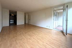 Attraktive 2-Zimmer-Wohnung mit Balkon und Aufzug in Bonn-Hochkreuz – Die vollständige Adresse der Immobilie erhältst du vom Anbieter., 53175 Hochkreuz, Bonn – Vorschaubild 2