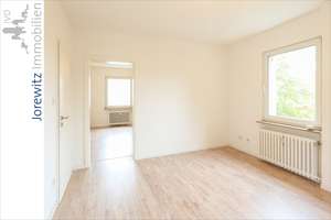 Bielefeld-Brackwede: Gemütliche und gut aufgeteilte 3 Zimmer-Wohnung im Obergeschoss – Die vollständige Adresse der Immobilie erhältst du vom Anbieter., 33647 Brackwede, Bielefeld – Vorschaubild 2