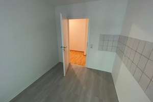Schöne & gut vermietete 2-Zimmerwohnung in Hanglage von Leimen – Die vollständige Adresse der Immobilie erhältst du vom Anbieter., 69181 Leimen – Vorschaubild 5