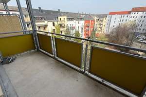 Whg. im 1. OG und 3.OG + Fußbodenheizung + Balkon am Wohnzimmer – Jahnstraße 65, 9126 Lutherviertel, Chemnitz – Vorschaubild 1